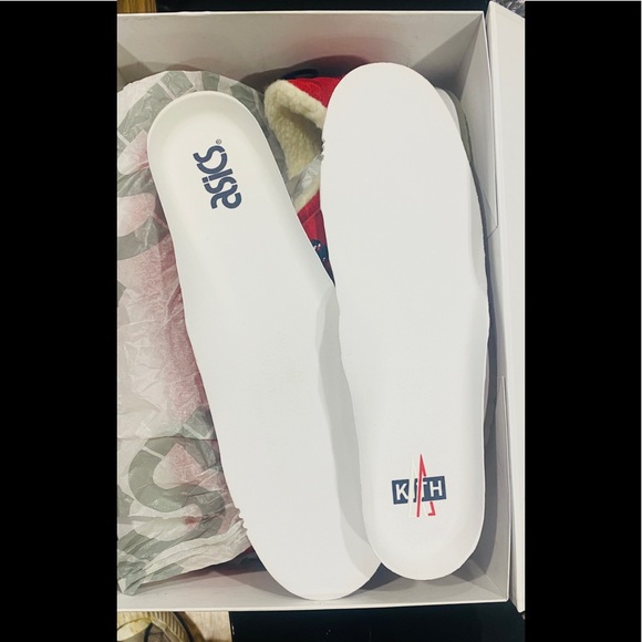 Rare Kith x Moncler x ASICS Gel Lyte III 3 sneaker - Red w/ White and Navy Blue - Picture 3 of 4